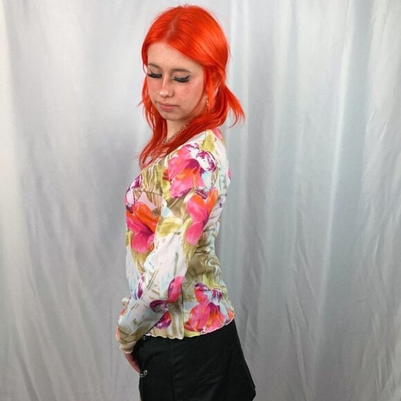 Pappillon Blanc Sheer  Floral Throw Medium - Picture 2 of 9